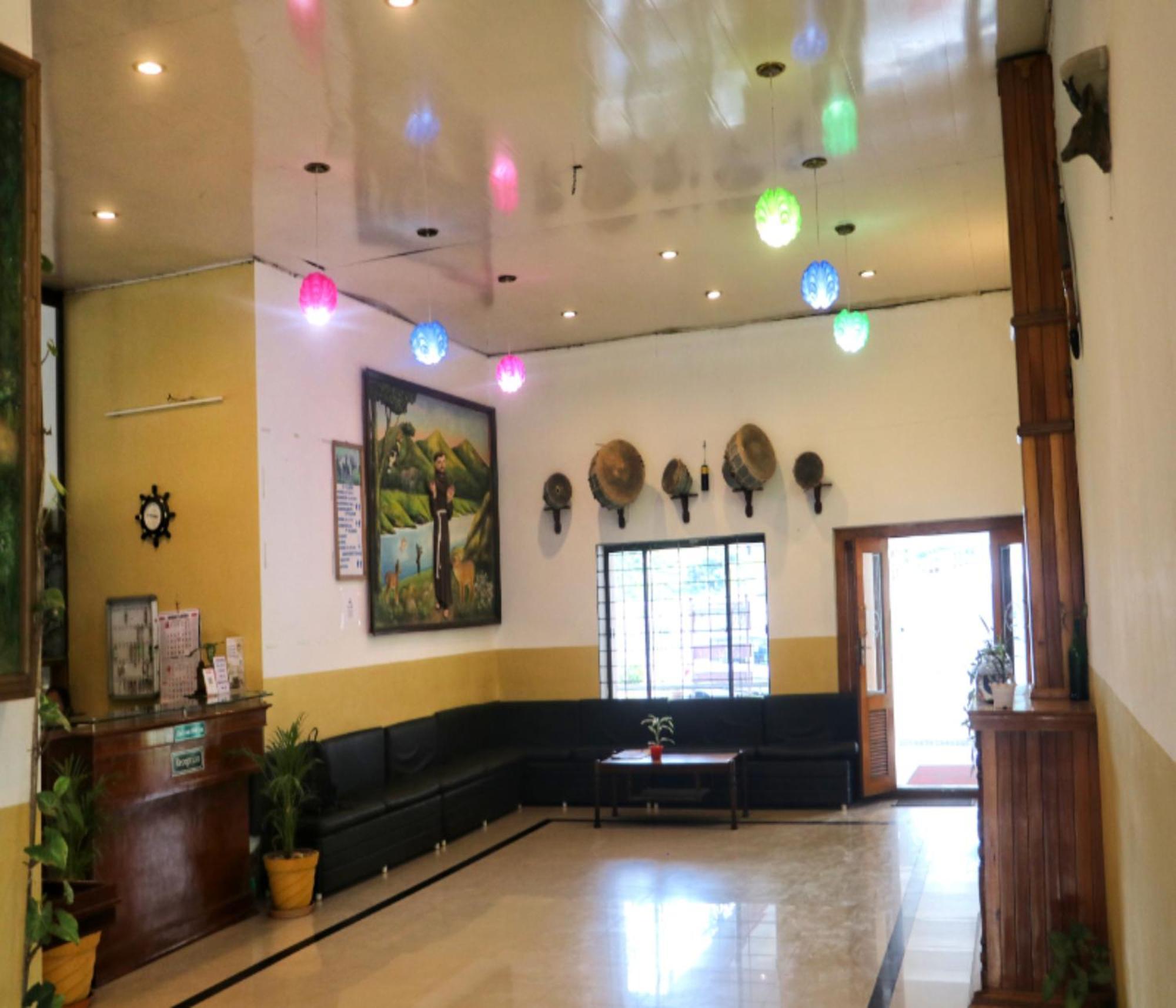 蒙纳 Ac Mist酒店 外观 照片
